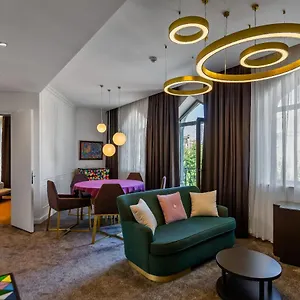 Ivy Garden Hotel