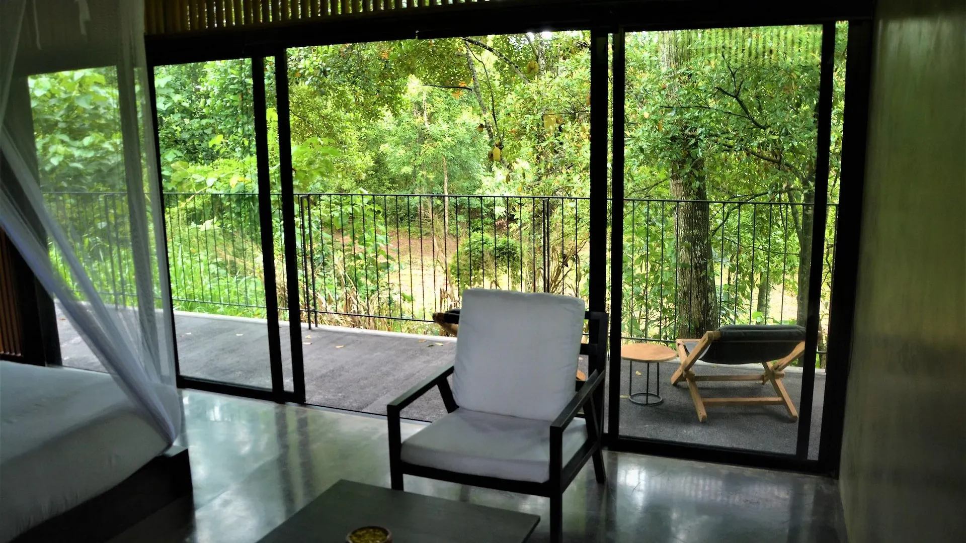 Santani Wellness Kandy 5*,