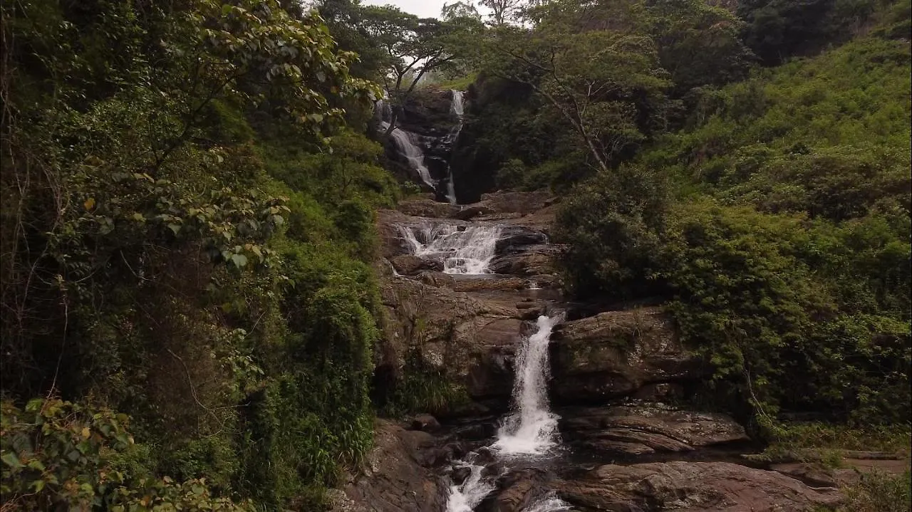 ***** Hotel Santani Wellness Kandy Sri Lanka